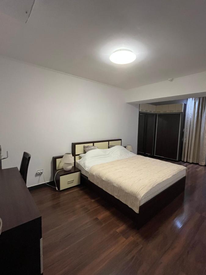Large 2 Bedroom Apartment Soseaua Nordului Bucureşti Ngoại thất bức ảnh