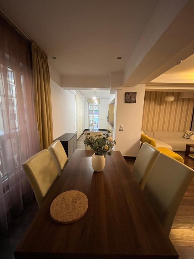 Large 2 Bedroom Apartment Soseaua Nordului Bucureşti Ngoại thất bức ảnh
